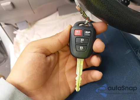 2016 Toyota Camry Le из США, поврежденный, VIN 4T4BF1FK6GR534775